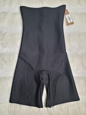 SKIMS Body Core Sculpt High Waisted Mid Thigh Shorts Black Onyx Women Medium NEW